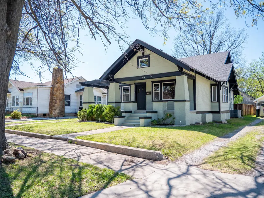 315 B Street, Miami, OK 74354 - #2