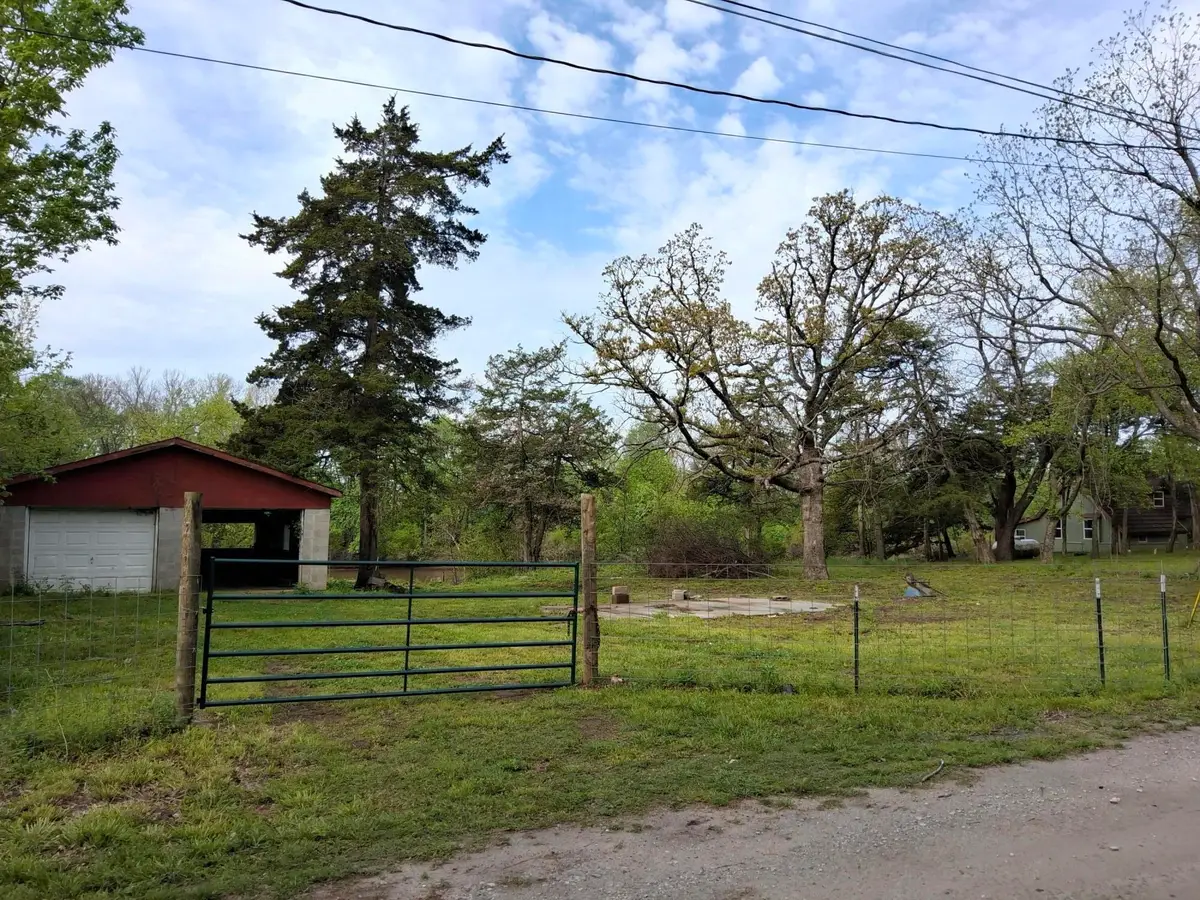 11703 S 587 Road, Miami, OK 74354 - #1