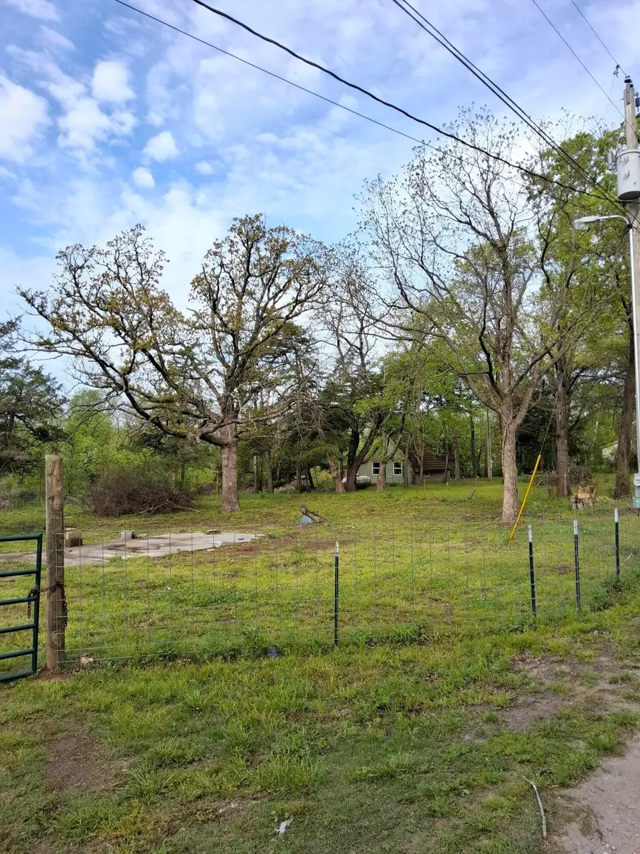 11703 S 587 Road, Miami, OK 74354 - #2