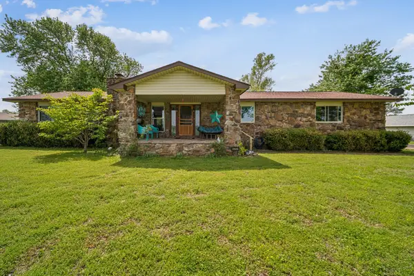 62951 E 280 Road, Grove, OK 74344