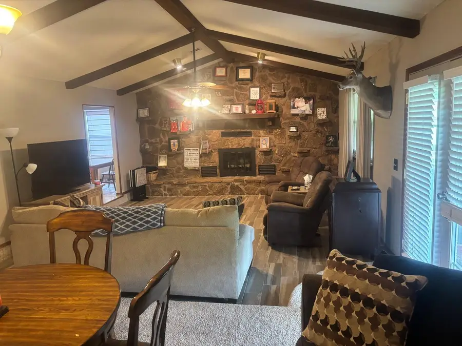 1624 Woodlawn Drive, Miami, OK 74354 - #3