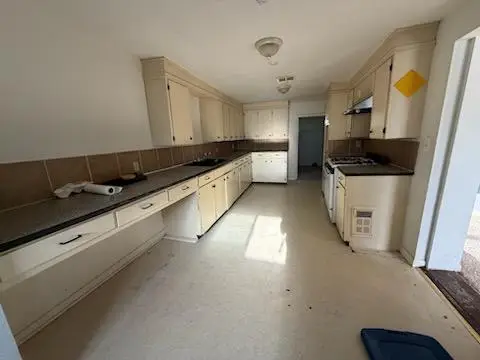 2320 B St Ne, Miami, OK 74354 - #3