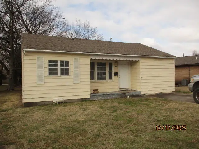 817 J Street, Miami, OK 74354 - #1