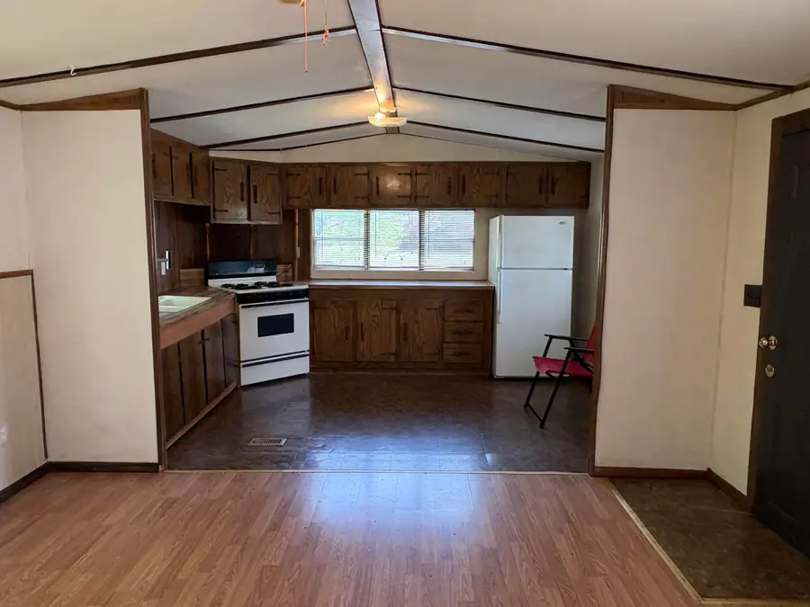 109 N Division Street, Bernice, OK 74331 - #3