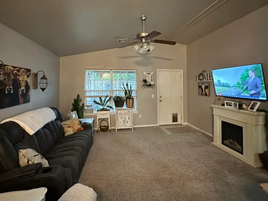 693 Eastgate Drive, Ketchum, OK 74349 - #3