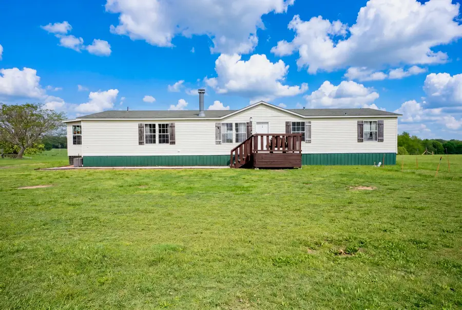 15204 Cayuga Road, Wyandotte, OK 74370 - #2
