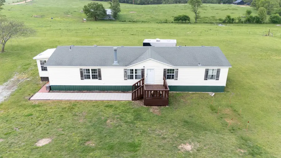 15204 Cayuga Road, Wyandotte, OK 74370 - #3