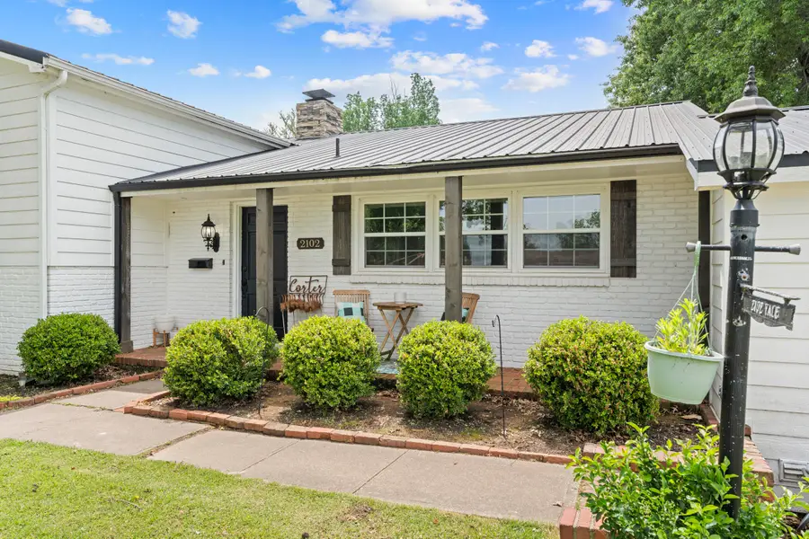 2102 Yale Avenue, Miami, OK 74354 - #3