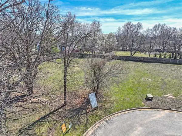 3824 E 103rd Place, Tulsa, OK 74137