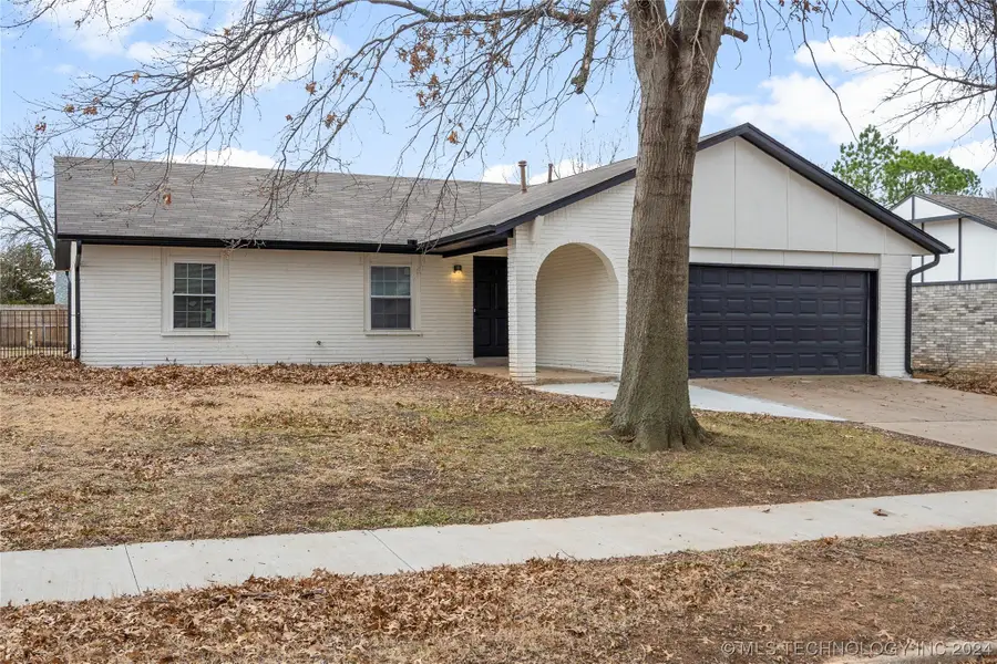 417 W Birmingham Avenue, Broken Arrow, OK 74011 - #2