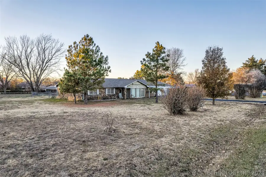 11426 N 123rd East Avenue, Collinsville, OK 74021 - Image #2