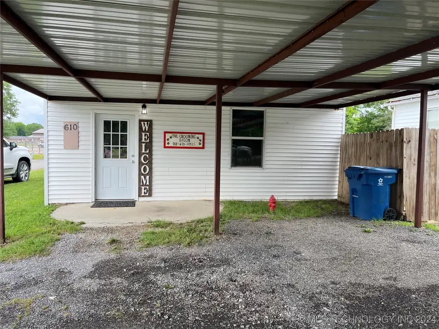 610 W Washington Avenue, Krebs, OK 74501 - Image #3