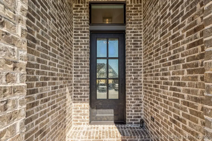 1504 Cedarwood Drive, Claremore, OK 74017 - Image #3
