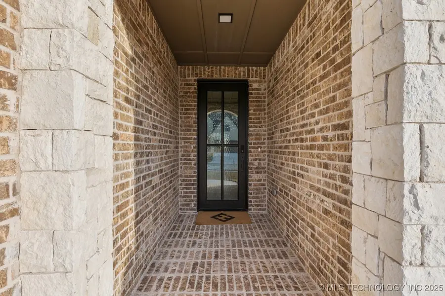 711 E 149th Street S, Glenpool, OK 74033 - Image #3