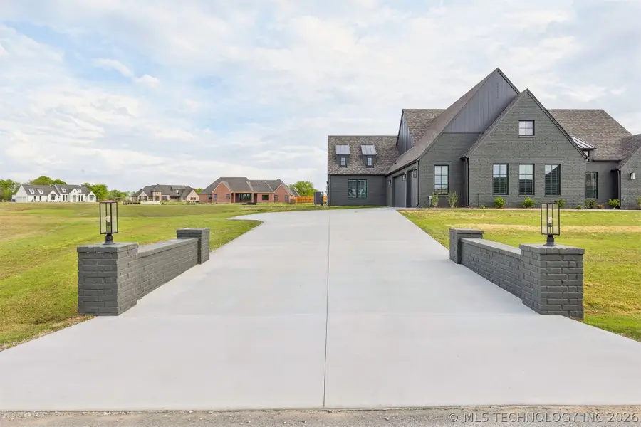 5503 E 175th Street S, Bixby, OK 74008 - #3