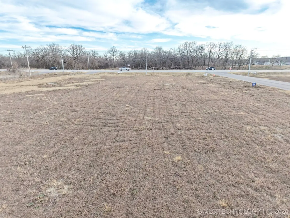 2 Phillips Street, Skiatook, OK 74070 - Image #1