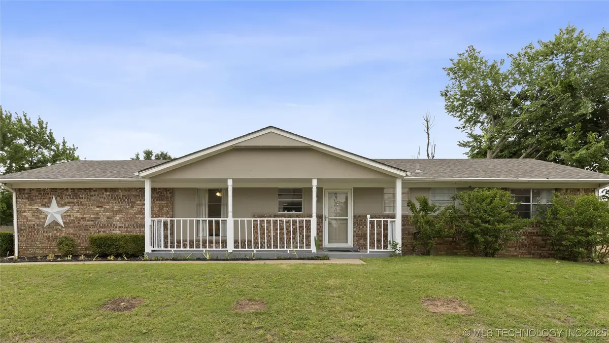 502 E D Street, Jenks, OK 74037 - Image #1