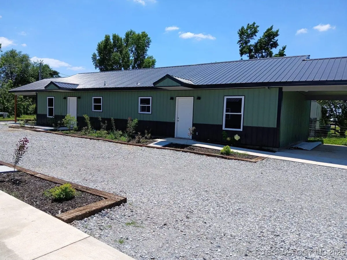 180 E Doughty Street, Colcord, OK 74338 - Image #1