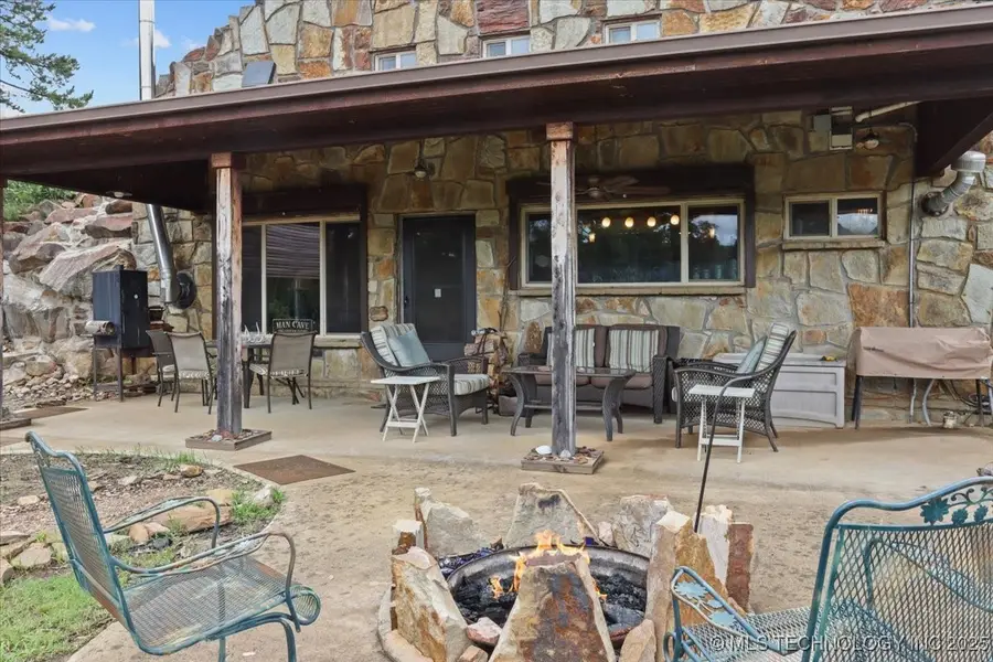 6250 SE 1087 Avenue, South Latimer, OK 74559 - Image #2