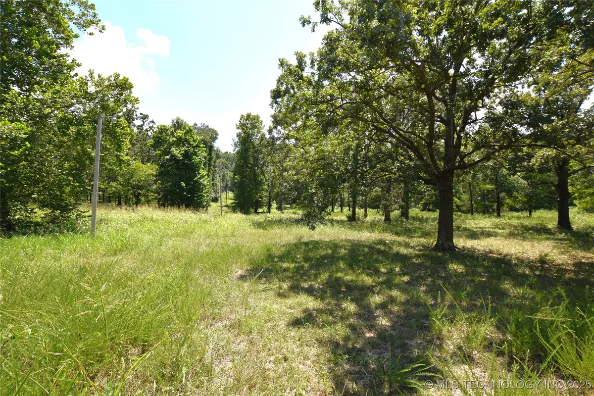 474482 E 850 Road, Stilwell, OK 74960 - Image #1