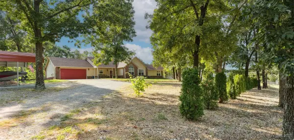 91 Plum Tree Road, Salina, OK 74365