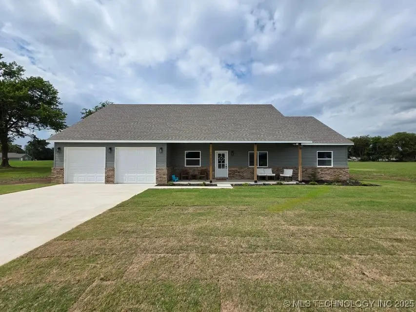 61510 Tarhe Trail, Fairland, OK 74343 - Image #1