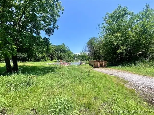 112 W Merrick Street, Henryetta, OK 74437 - #3