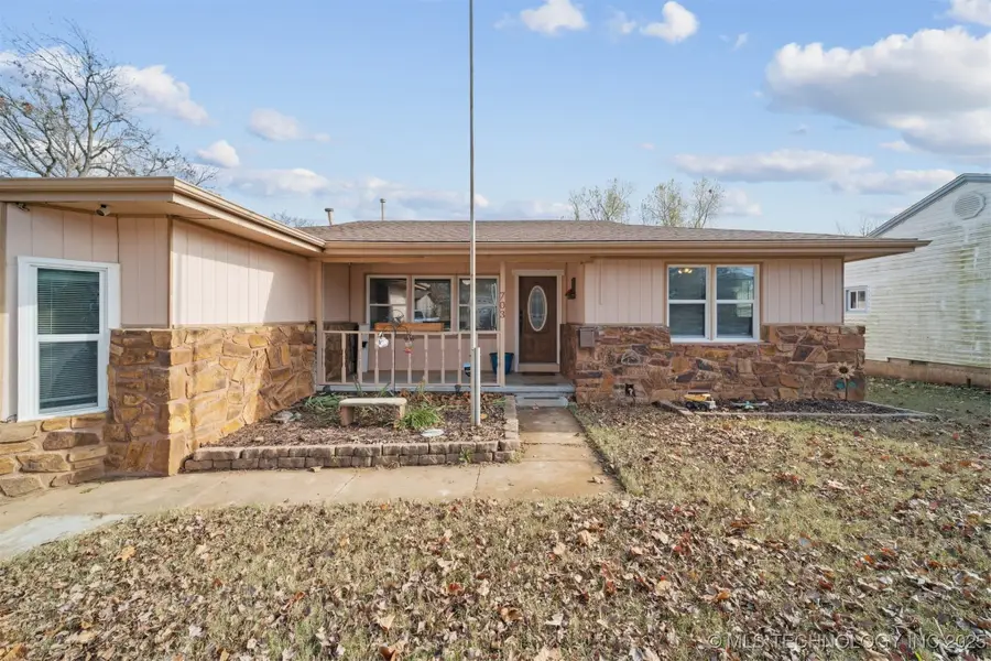 703 N D Avenue, Cleveland, OK 74020 - Image #2