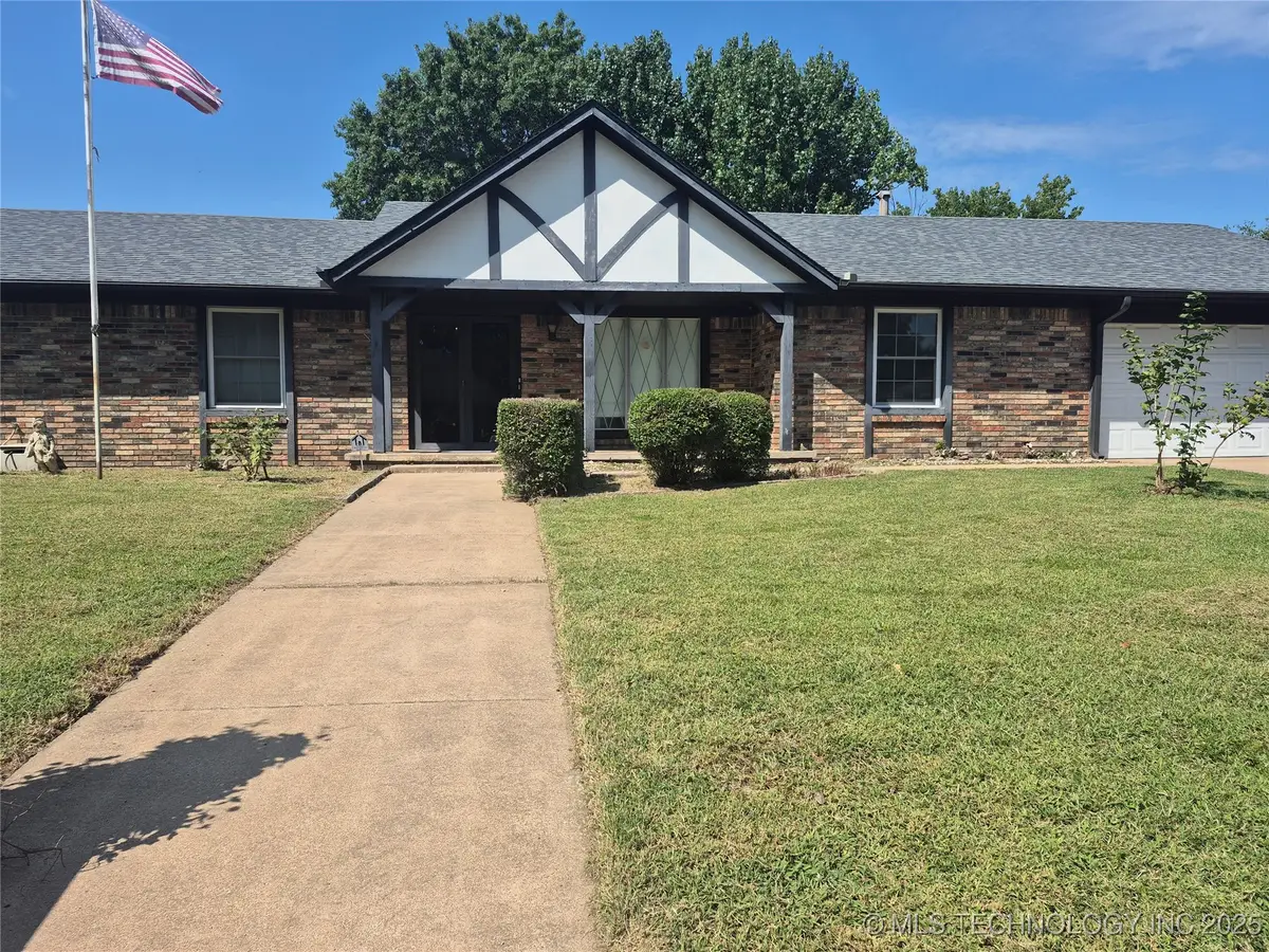 1411 N Choctaw Place, Claremore, OK 74017 - #1