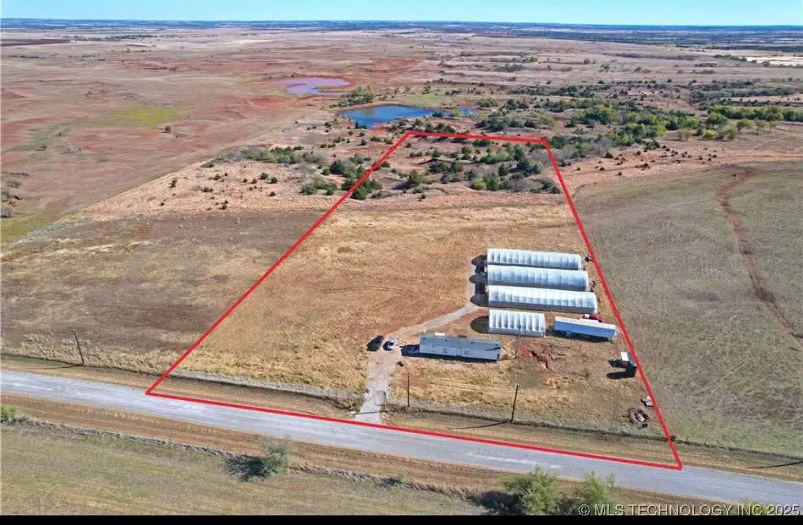 10135 N 2970 Road, Hennessey, OK 73742 - Image #1