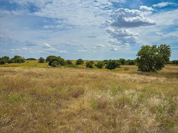 N 2340 Road, Chattanooga, OK 73528