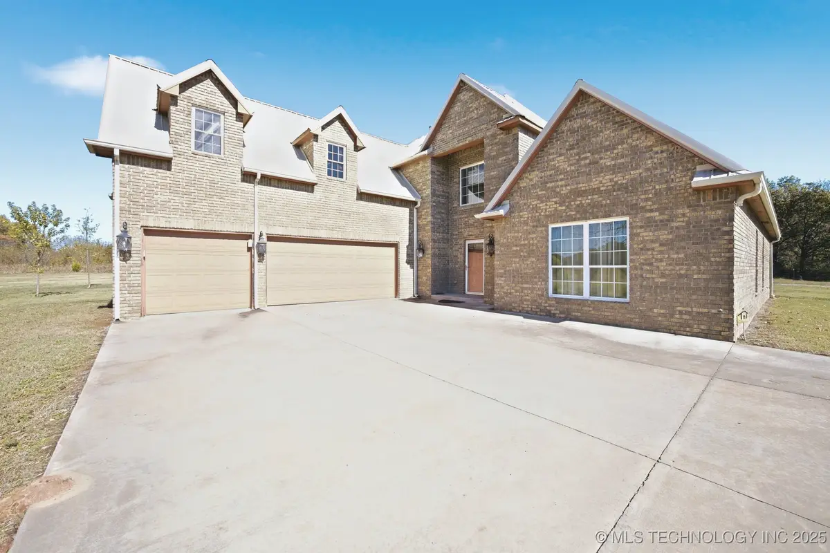 23727 S 413th East Avenue, Porter, OK 74454 - Image #1