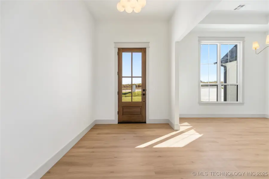 2983 E Josiah Boulevard, Skiatook, OK 74070 - Image #2