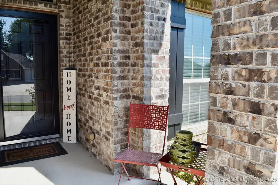 1812 E Jacksonville Street, Broken Arrow, OK 74012 - Image #3