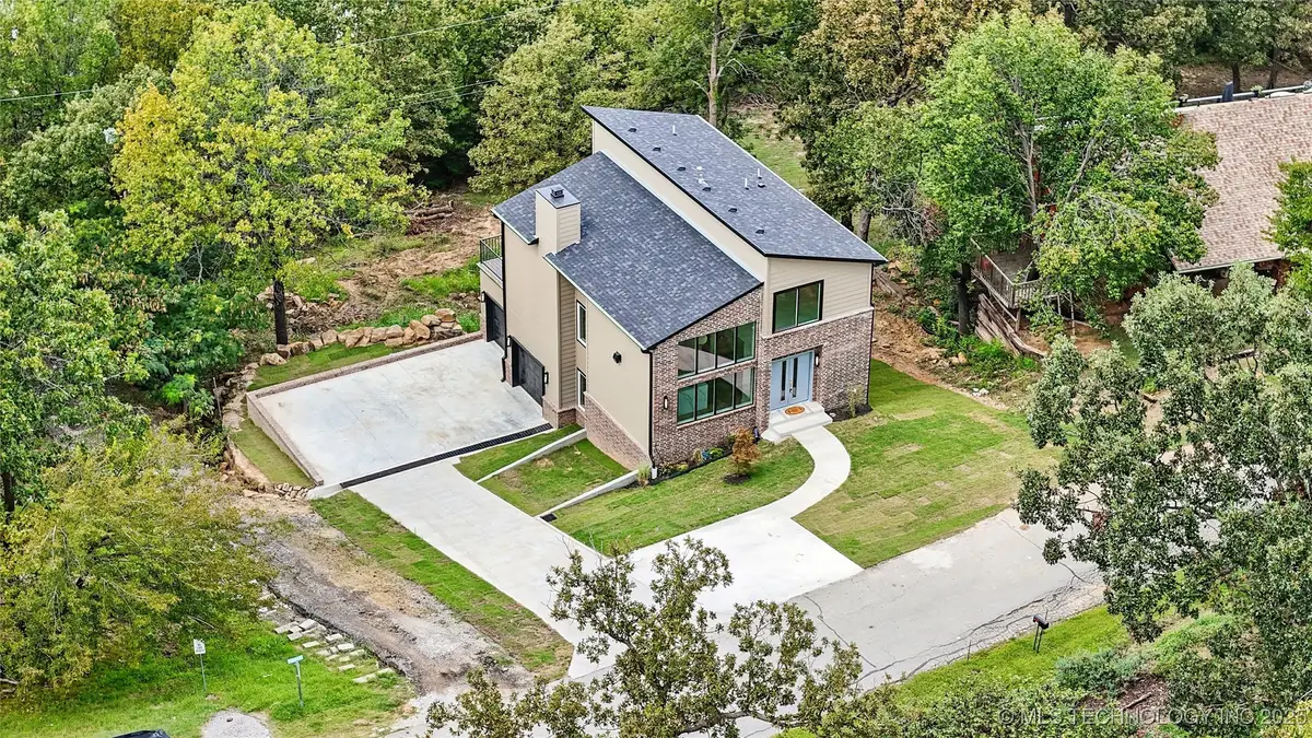 1146 Bayshore Drive, Sand Springs, OK 74063 - Image #1