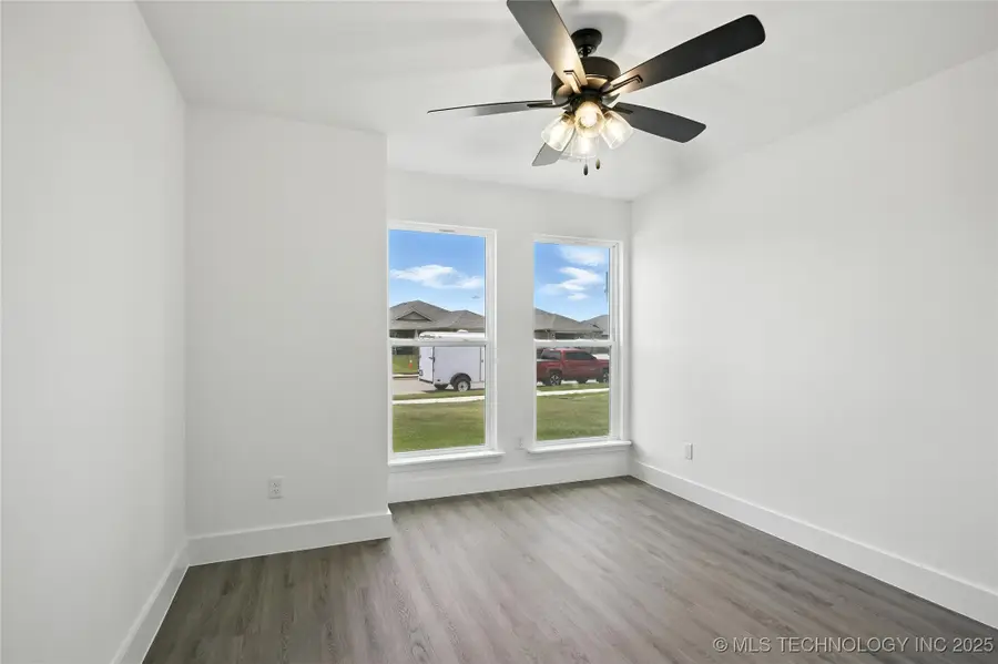 2808 E Northampton Street, Broken Arrow, OK 74014 - Image #2