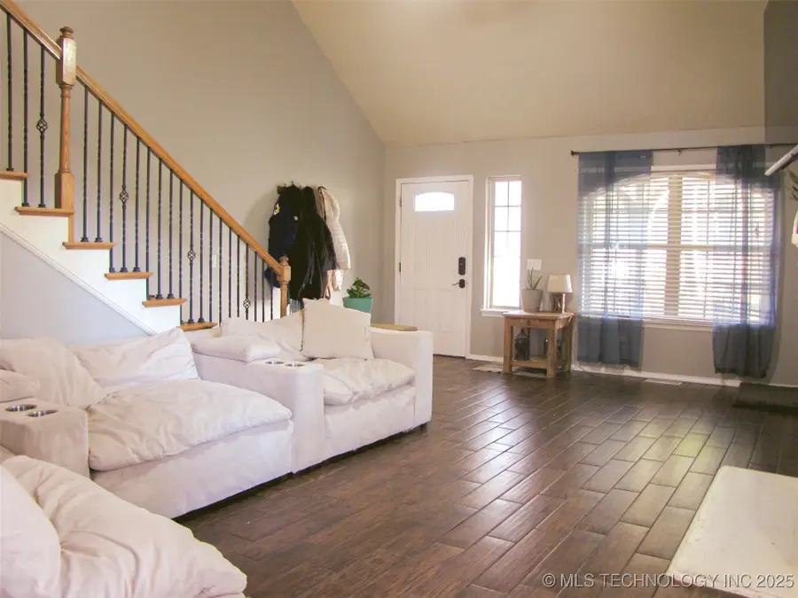 107 E 116th Place, Jenks, OK 74037 - Image #3