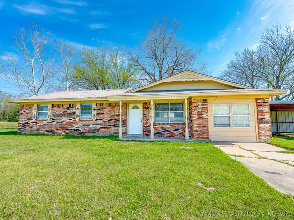 306 E Colonial, Konawa, OK 74849