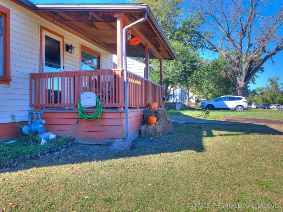 2312 W 47th Place, Tulsa, OK 74107 - Image #2