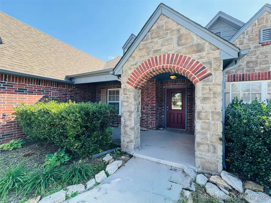 208 E 113th Street, Jenks, OK 74037 - Image #2