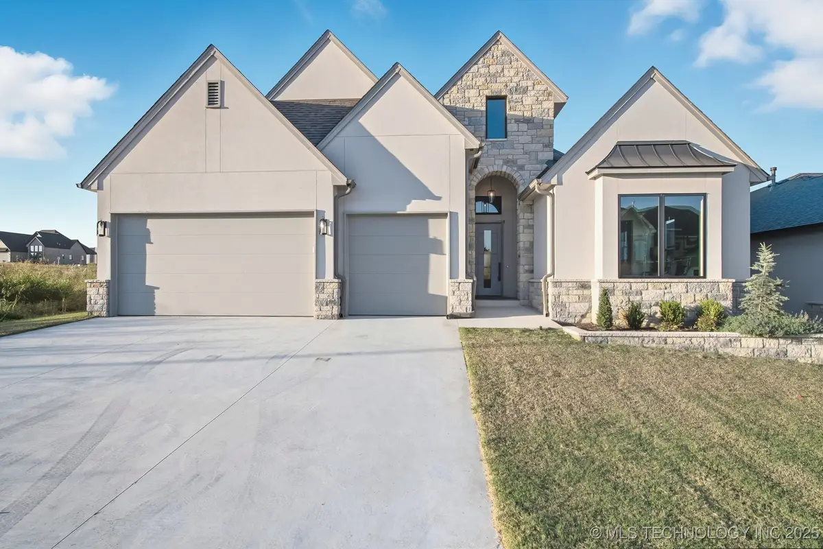 2607 E 135th Drive S, Bixby, OK 74008 - Image #1