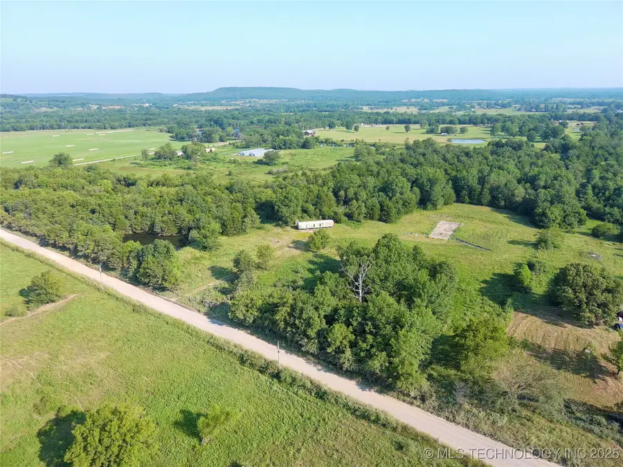 28360 Arbeka Road, Henryetta, OK 74437 - #3