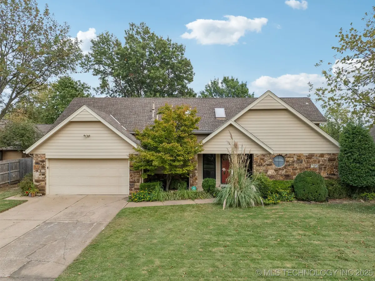 8811 S 73rd East Avenue, Tulsa, OK 74133 - Image #1