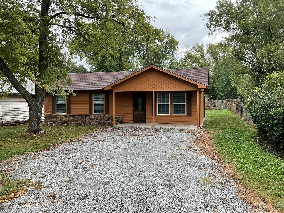 304 N 5th Street, Jay, OK 74346 - #1