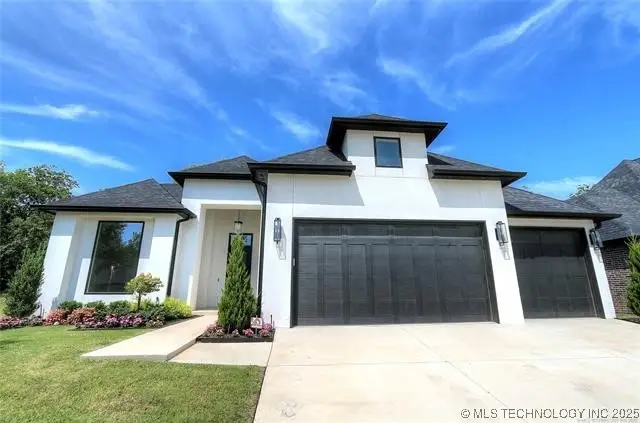 11312 S Fir Avenue W, Jenks, OK 74037 - Image #1