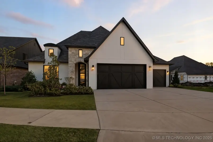 11265 S Fir Avenue W, Jenks, OK 74037 - #2