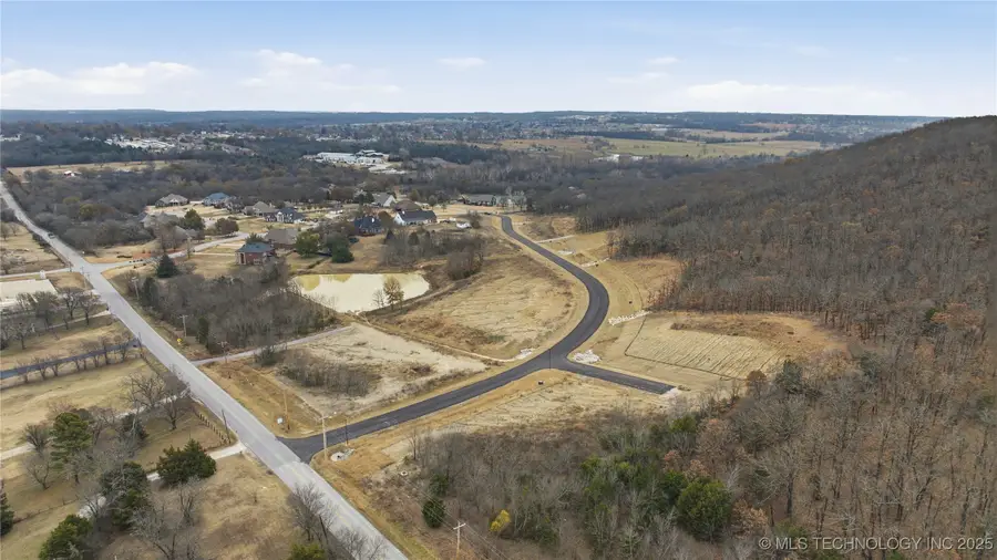 4214 S 143rd West Avenue, Sand Springs, OK 74063 - Image #3