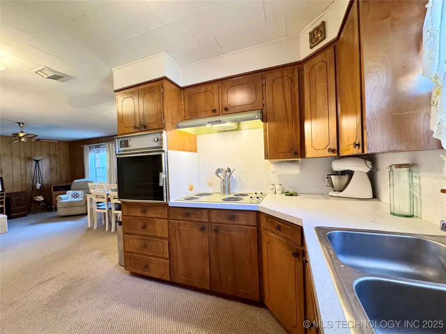 915 S Howerton Place, Cushing, OK 74023 - Image #3