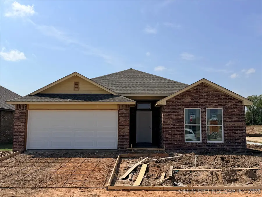 10876 S 271st East Avenue, Coweta, OK 74429 - Image #2