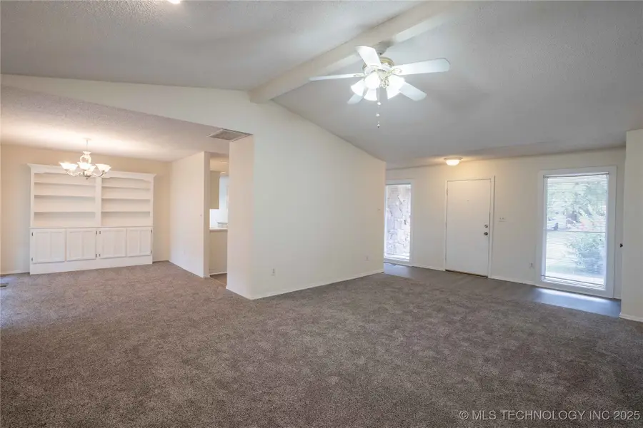6718 S 90th Avenue E, Tulsa, OK 74113 - Image #3